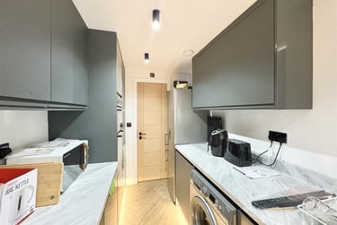 5 bed house, Marlborough Street, Dunkirk, Nottingham, NG72LE - Image 2